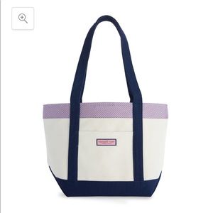 ISO Vineyard Vines Tote